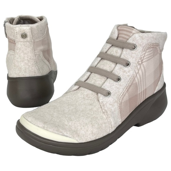 Bzees Womens Ankle Boots 7M Kick Back Taupe Cushioned Insole Arch Support - Picture 10 of 15